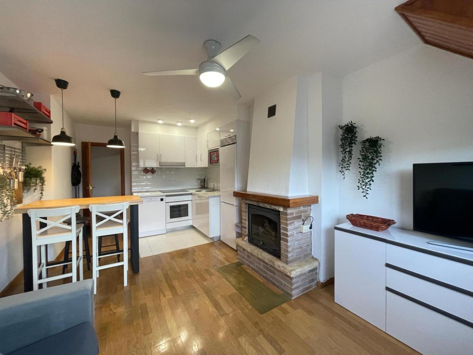 Apartamento Alba4 Jaca Eksteriør bilde